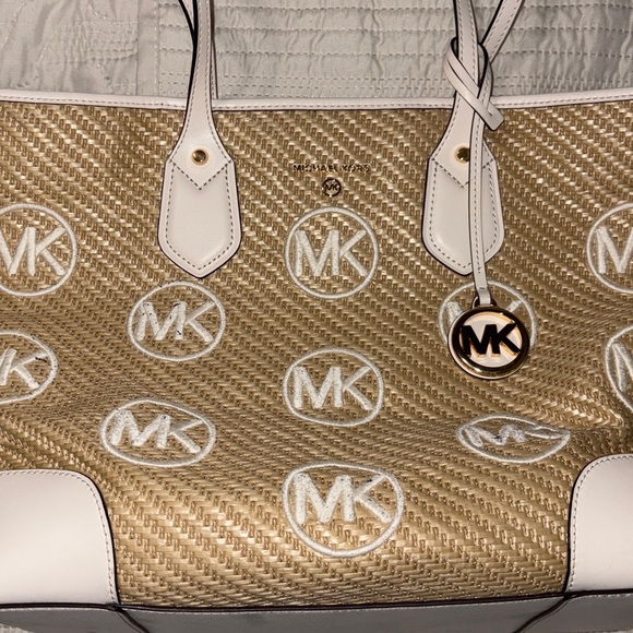 Michael Kors Tote - Picture 2 of 5